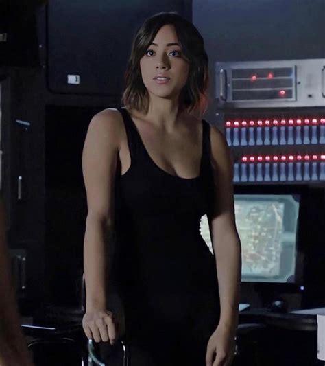 chloe bennet fakes reddit